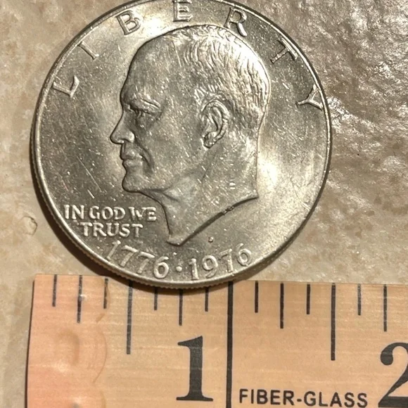 1776-1976 Eisenhower Liberty Bell Moon Silver Dollar - Picture 3 of 5